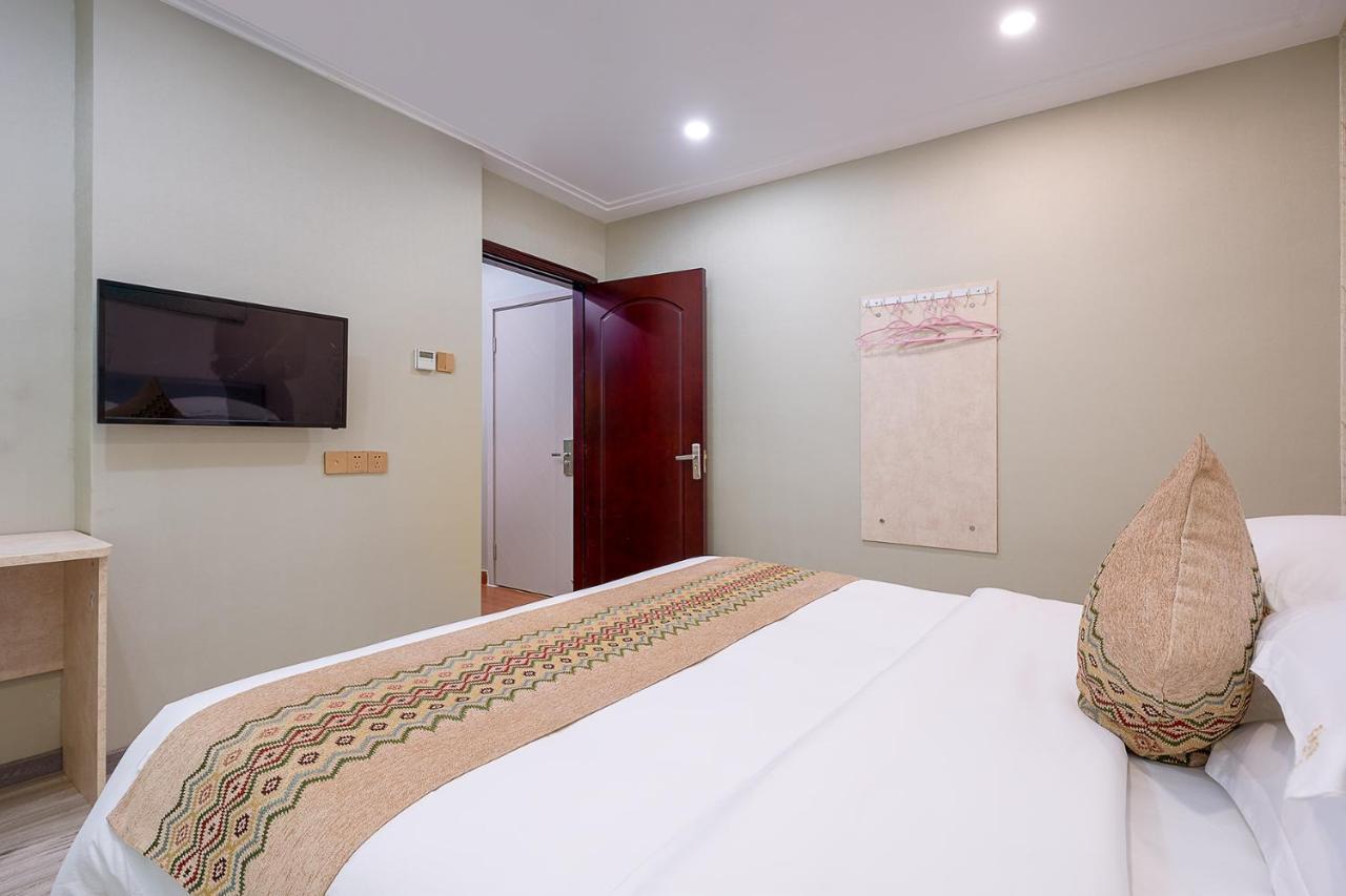 Frida Hotels Guangzhou Baiyun International airport Extérieur photo