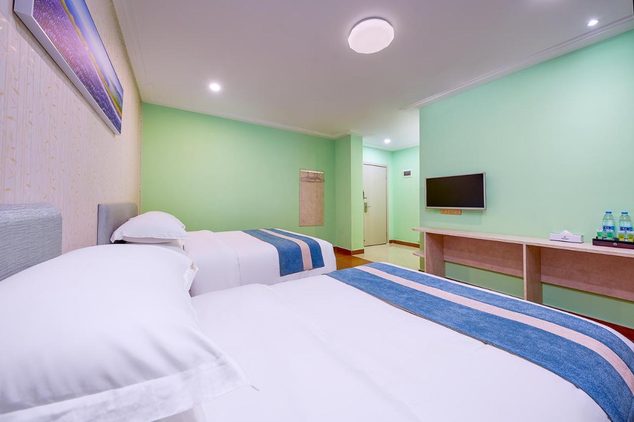 Frida Hotels Guangzhou Baiyun International airport Extérieur photo