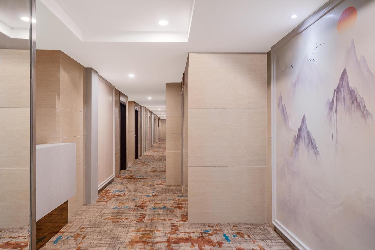 Frida Hotels Guangzhou Baiyun International airport Extérieur photo